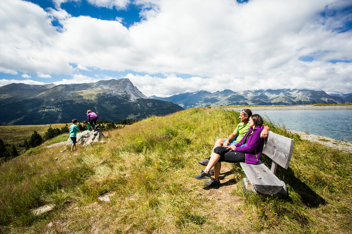 Familie Kinder Nauders Speicherteich